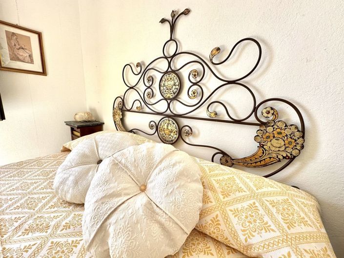 Image No.24-4 Bed House for sale