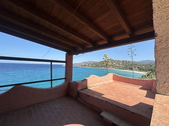 Image No.8-4 Bed House for sale