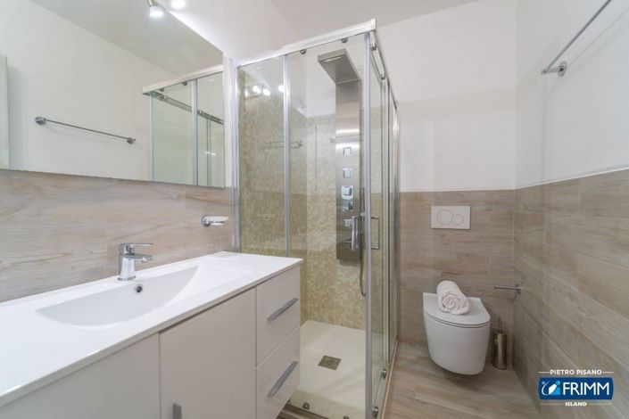 Image No.22-3 Bed Apartment for sale