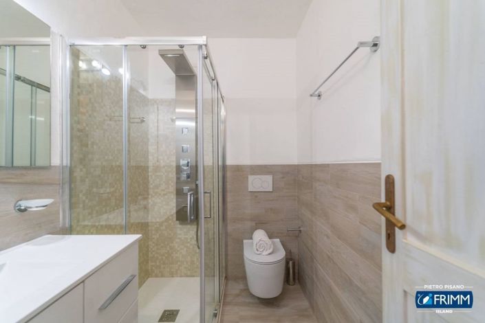 Image No.29-3 Bed Apartment for sale