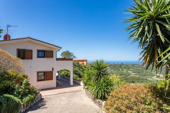 Image No.3-Maison de 2 chambres à vendre à Magomadas