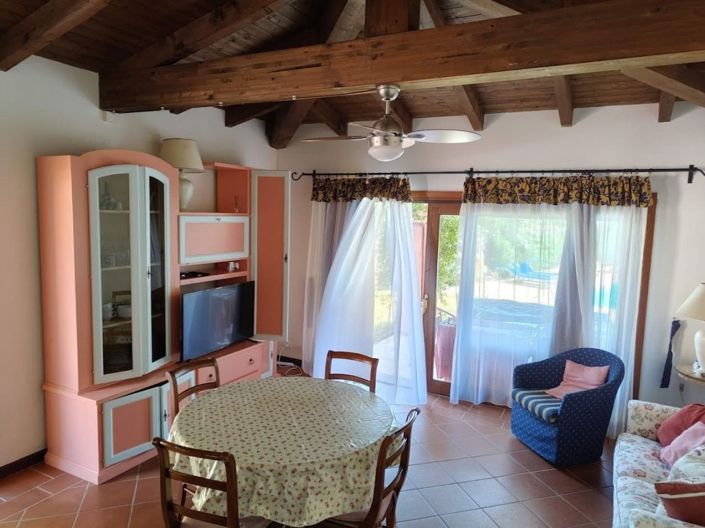 Image No.18-3 Bed House for sale