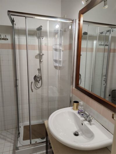 Image No.30-3 Bed House for sale