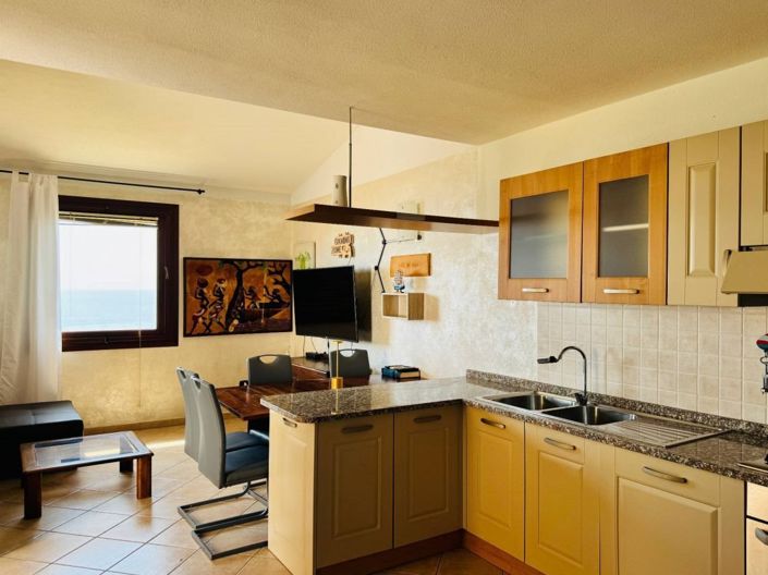 Image No.15-2 Bed House for sale