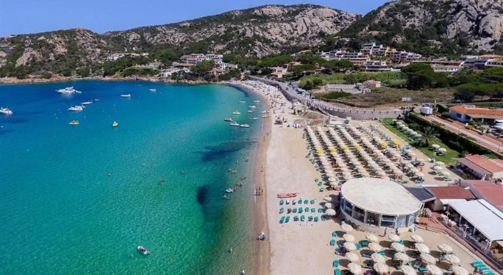 Image No.2-Maison de 4 chambres à vendre à Arzachena