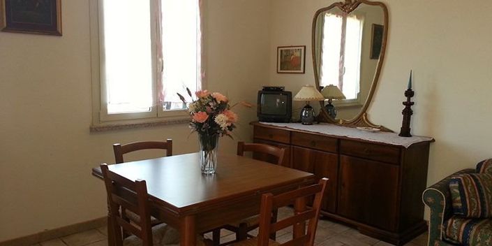 Image No.29-8 Bed House for sale