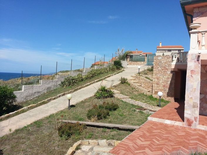 Image No.7-8 Bed House for sale