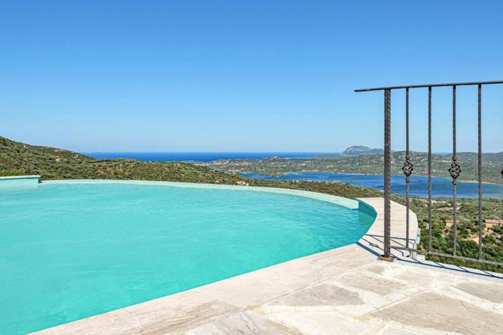 Image No.5-10 Bed Country House for sale