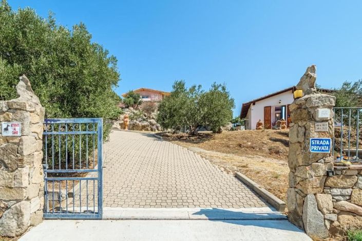 Image No.8-10 Bed Country House for sale