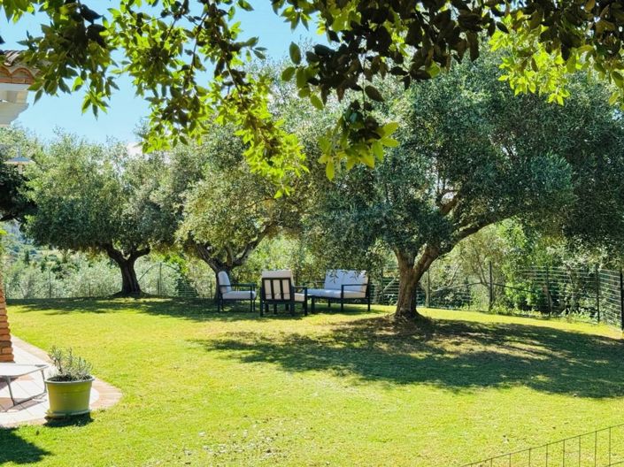 Image No.11-4 Bed House for sale