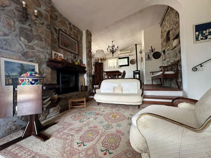 Image No.13-5 Bed House for sale