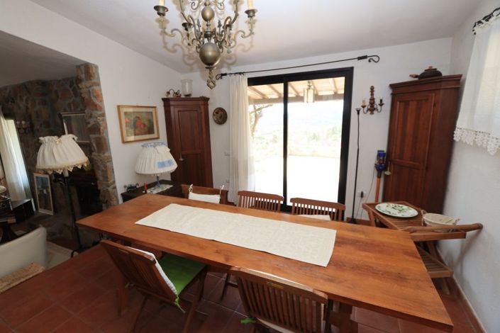 Image No.21-5 Bed House for sale