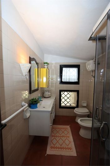 Image No.27-5 Bed House for sale