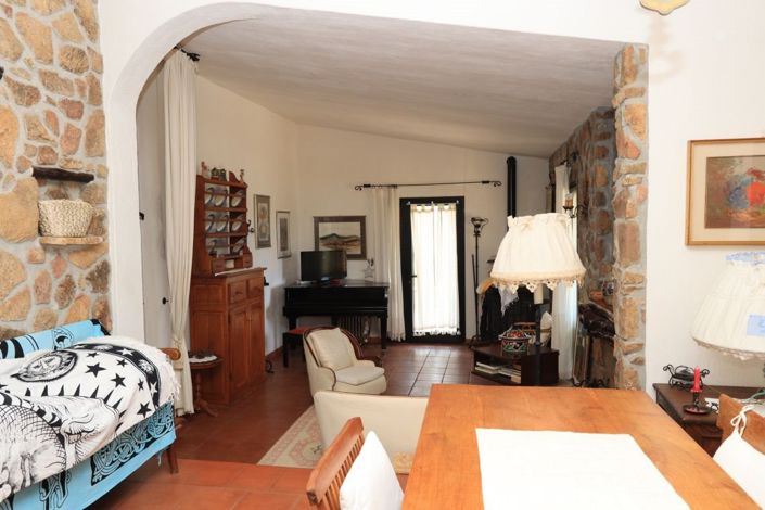 Image No.28-5 Bed House for sale