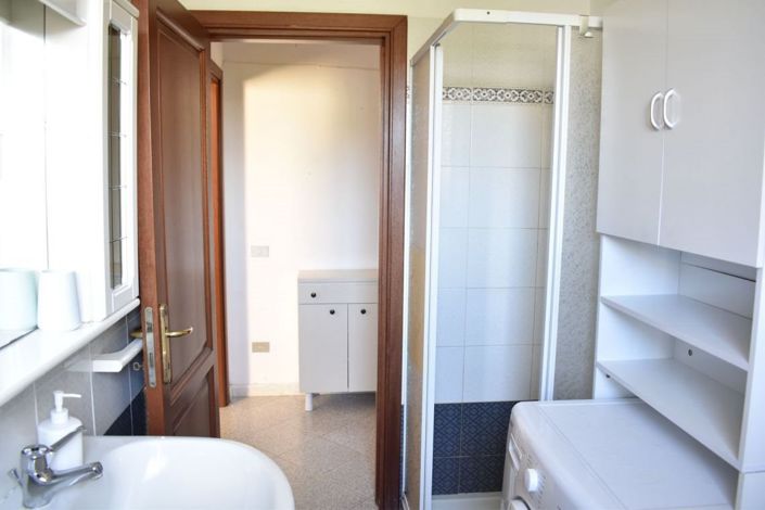 Image No.23-2 Bed House for sale