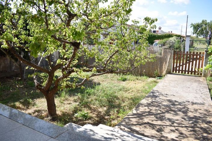 Image No.4-2 Bed House for sale