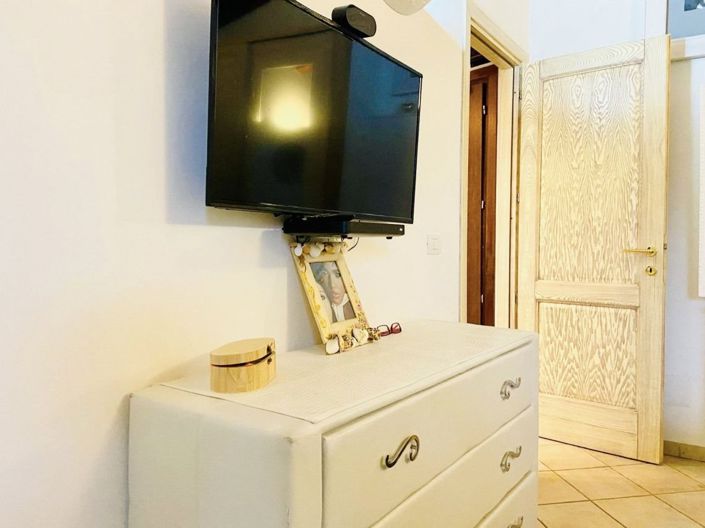 Image No.30-2 Bed Apartment for sale