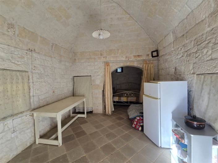 Image No.8-1 Bed House for sale