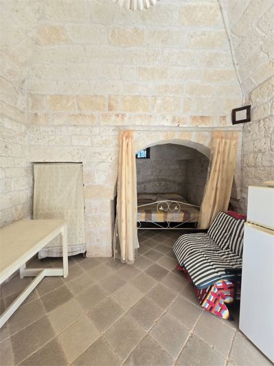 Image No.9-1 Bed House for sale