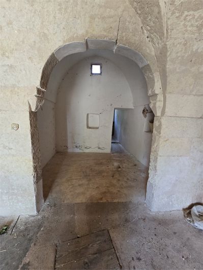 Image No.13-2 Bed House for sale