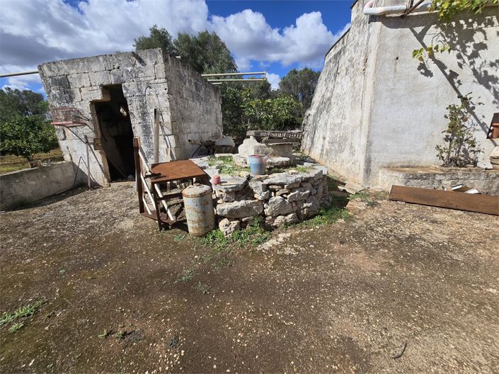 Image No.6-2 Bed House for sale