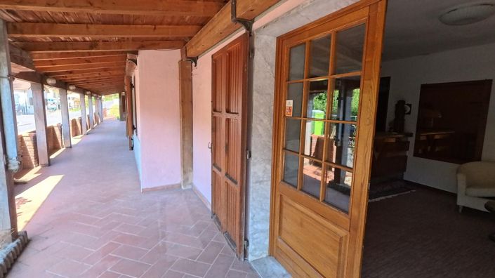 Image No.14-19 Bed House for sale