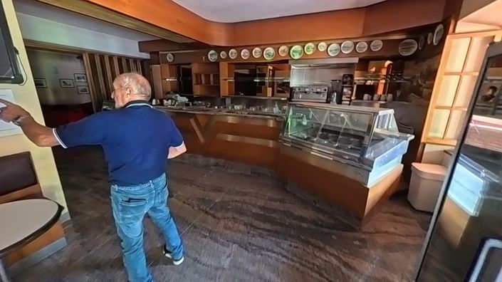 Image No.19-19 Bed House for sale