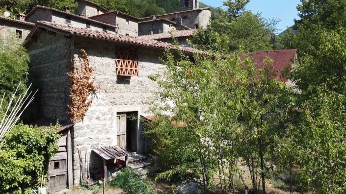 Image No.6-2 Bed House for sale