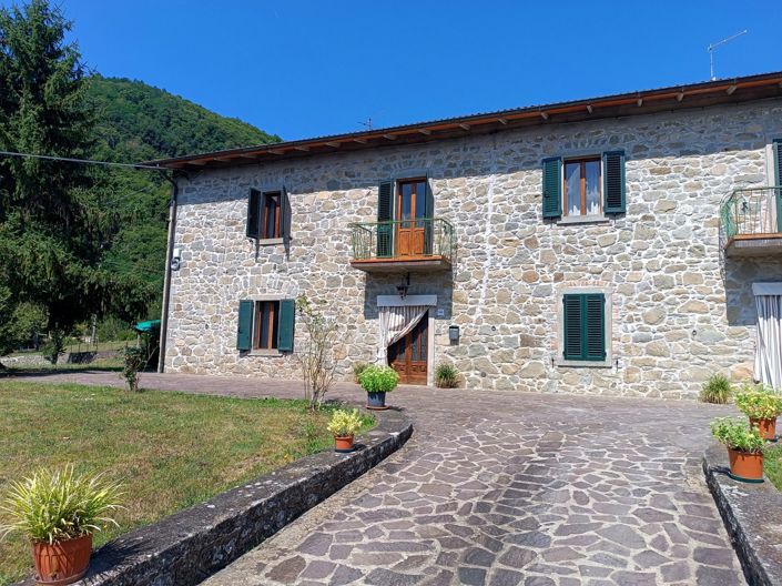 Image No.7-4 Bed House for sale