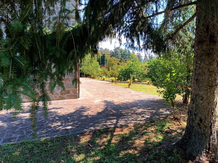 Image No.8-4 Bed House for sale