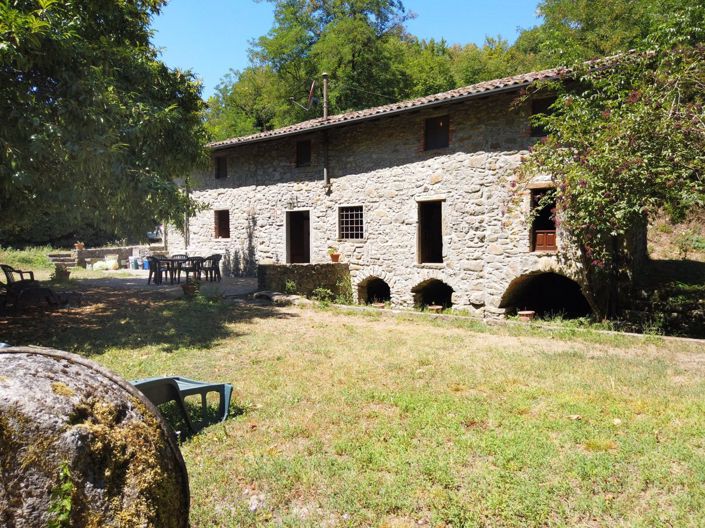 Image No.11-5 Bed Country House for sale