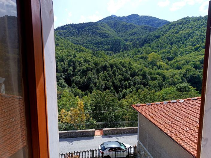 Image No.23-3 Bed House for sale