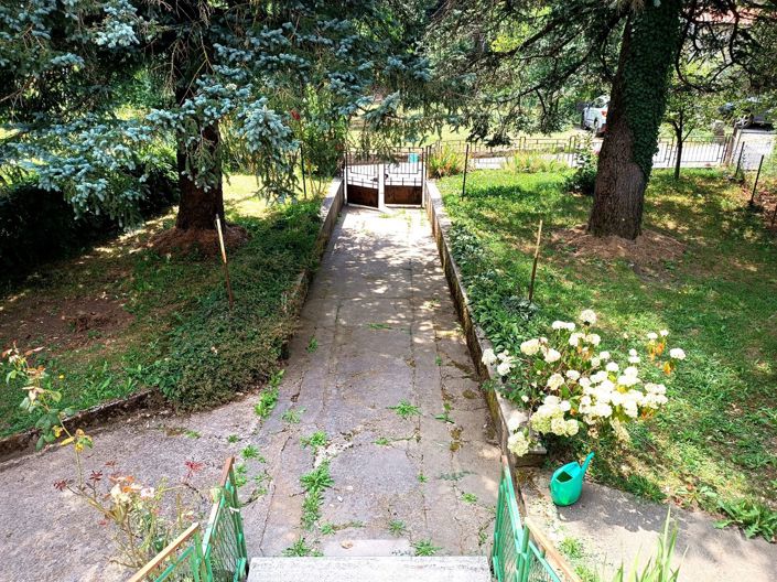 Image No.13-3 Bed House for sale