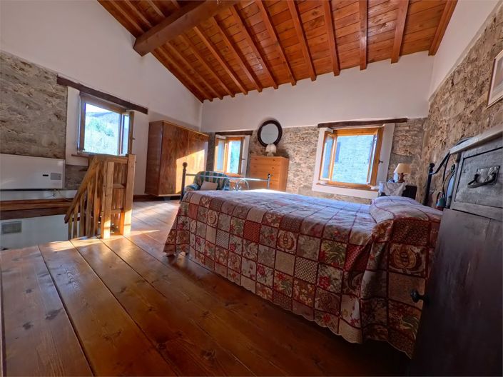 Image No.21-2 Bed House for sale