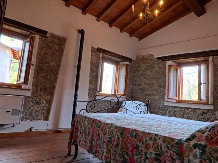 Image No.27-2 Bed House for sale