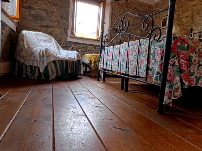 Image No.30-2 Bed House for sale