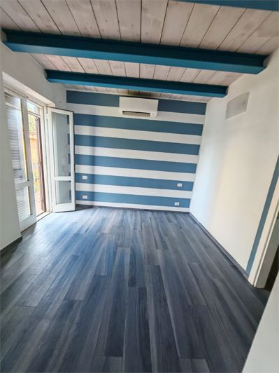 Image No.12-3 Bed House for sale