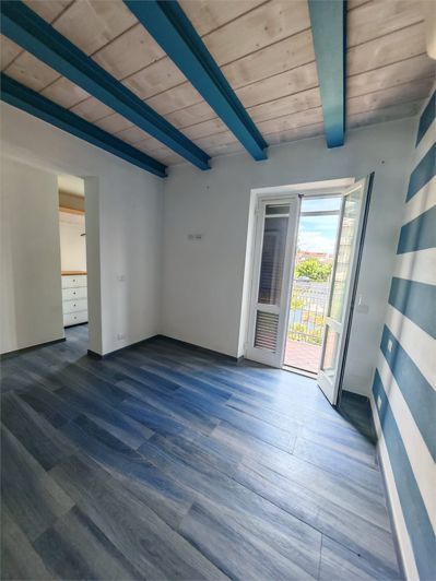 Image No.14-3 Bed House for sale