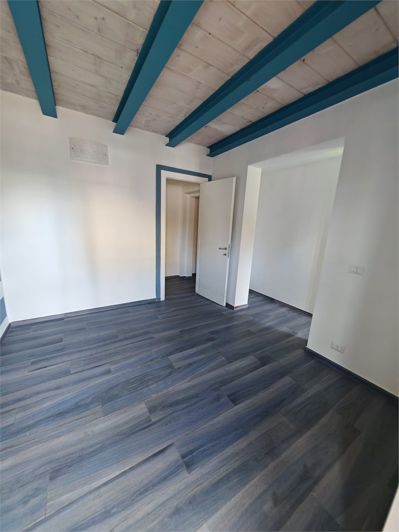 Image No.16-3 Bed House for sale