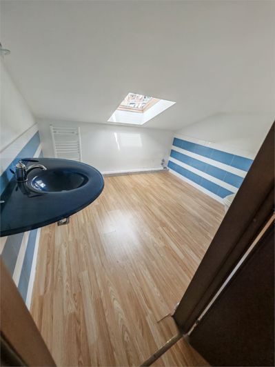 Image No.23-3 Bed House for sale