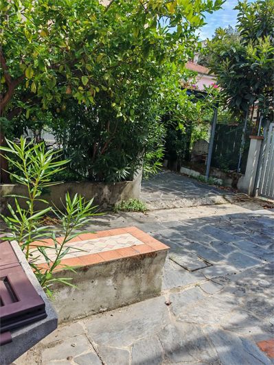 Image No.24-3 Bed House for sale