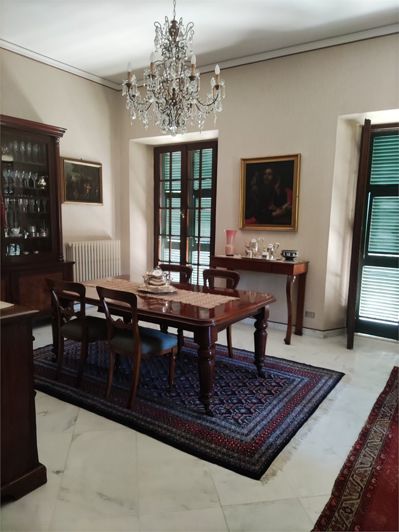 Image No.16-5 Bed House for sale