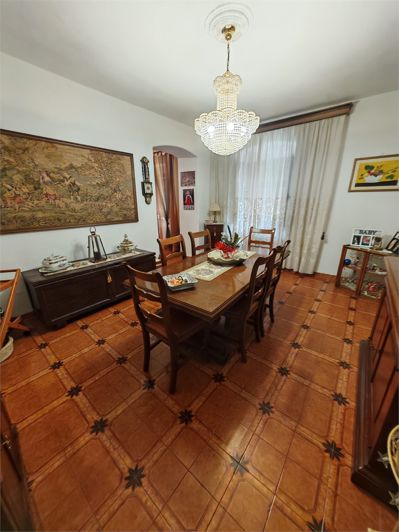 Image No.10-3 Bed House for sale