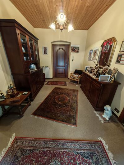 Image No.22-3 Bed House for sale