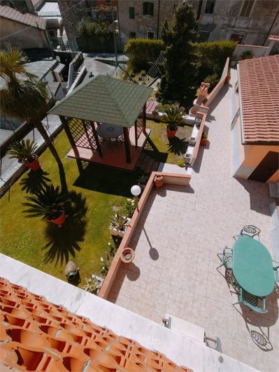 Image No.7-3 Bed House for sale