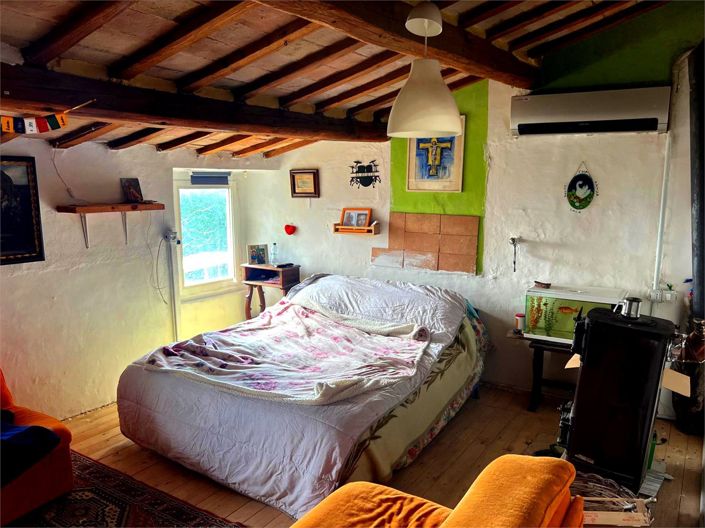 Image No.17-4 Bed House for sale