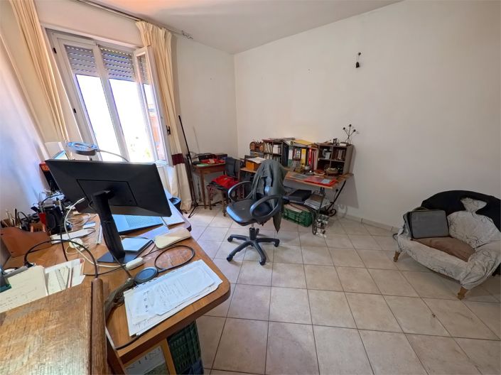 Image No.26-3 Bed House for sale