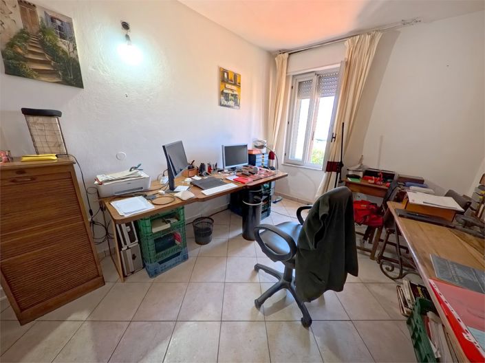 Image No.27-3 Bed House for sale