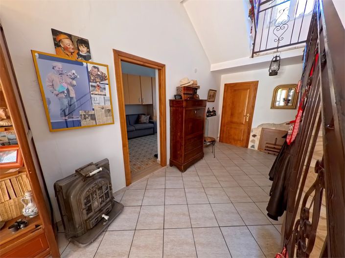 Image No.4-3 Bed House for sale