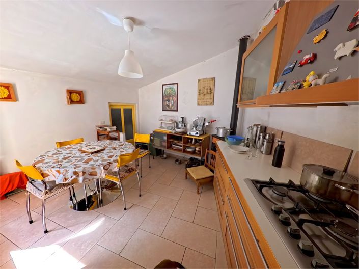 Image No.7-3 Bed House for sale